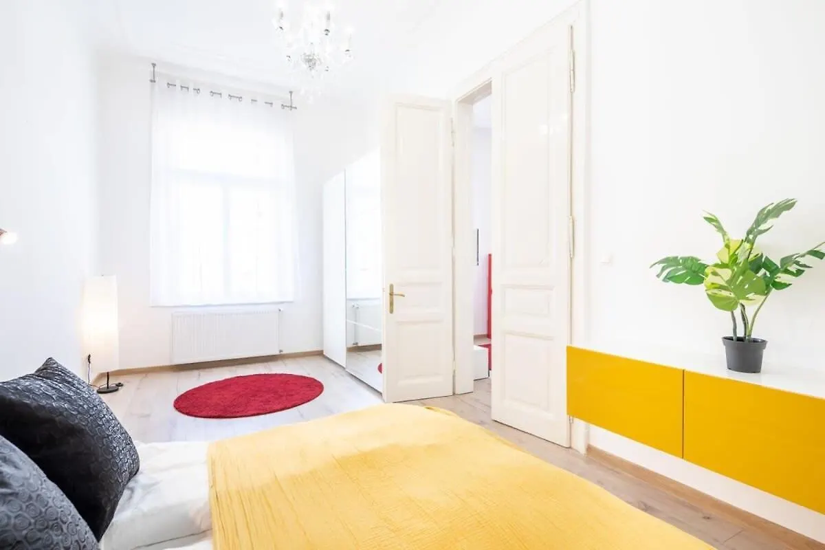 Bright & Large Apartment At Top Location Budapest Hungary