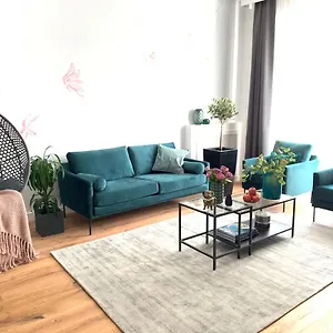 Bpr Kyanit Design With A/c Budapest