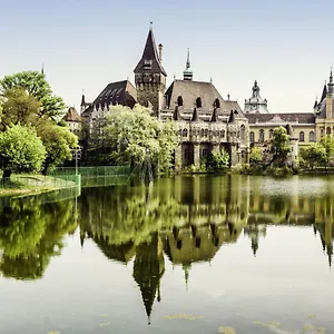 Rozsa55 2 Budapest
